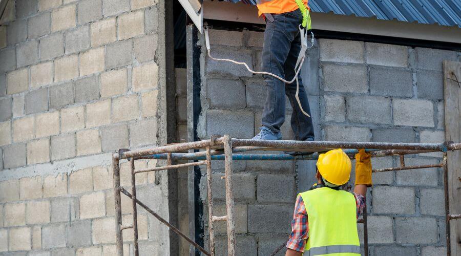 Expert Emergency Roof Repairs services in Fairburn, SD